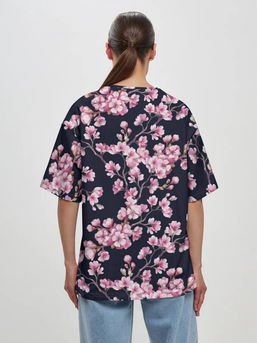 Женская футболка оверсайз / Сакура