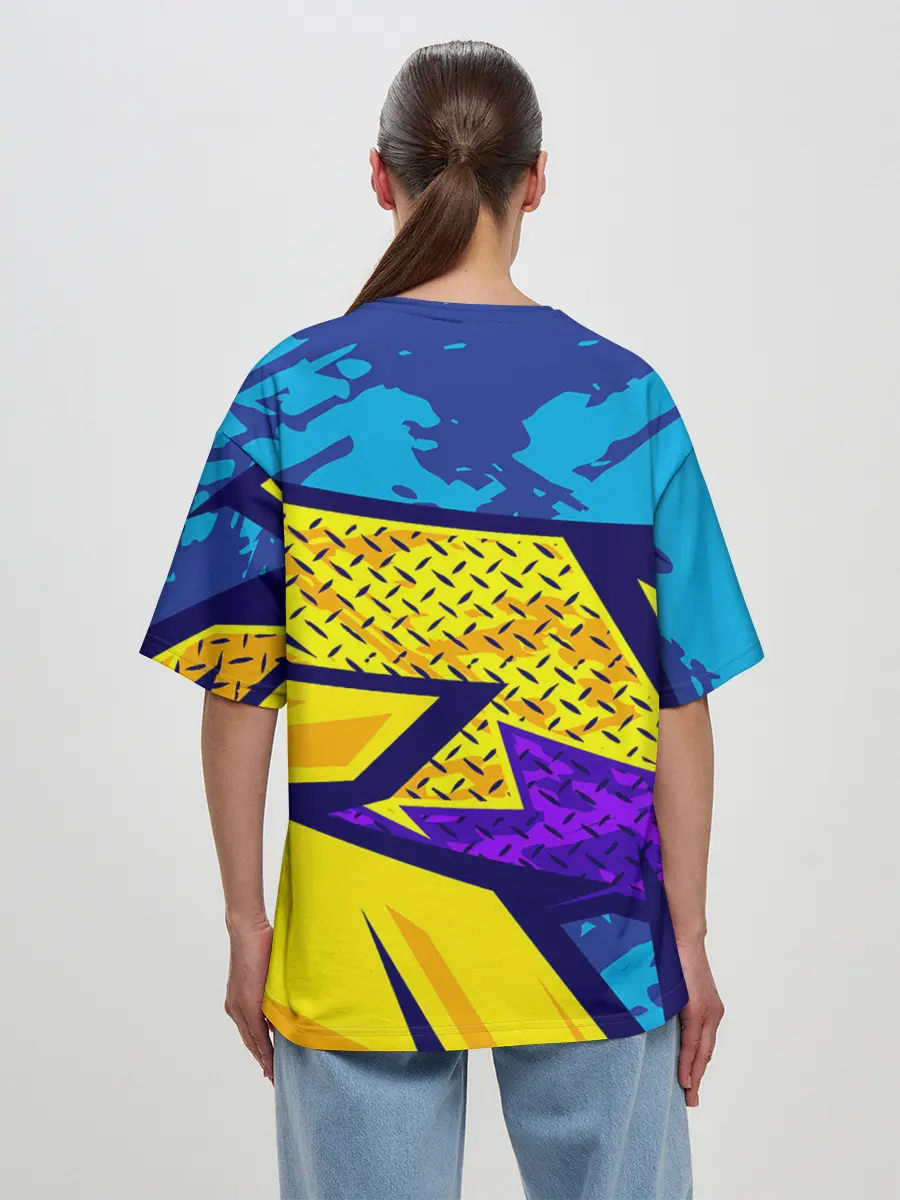 Женская футболка оверсайз / Street Light