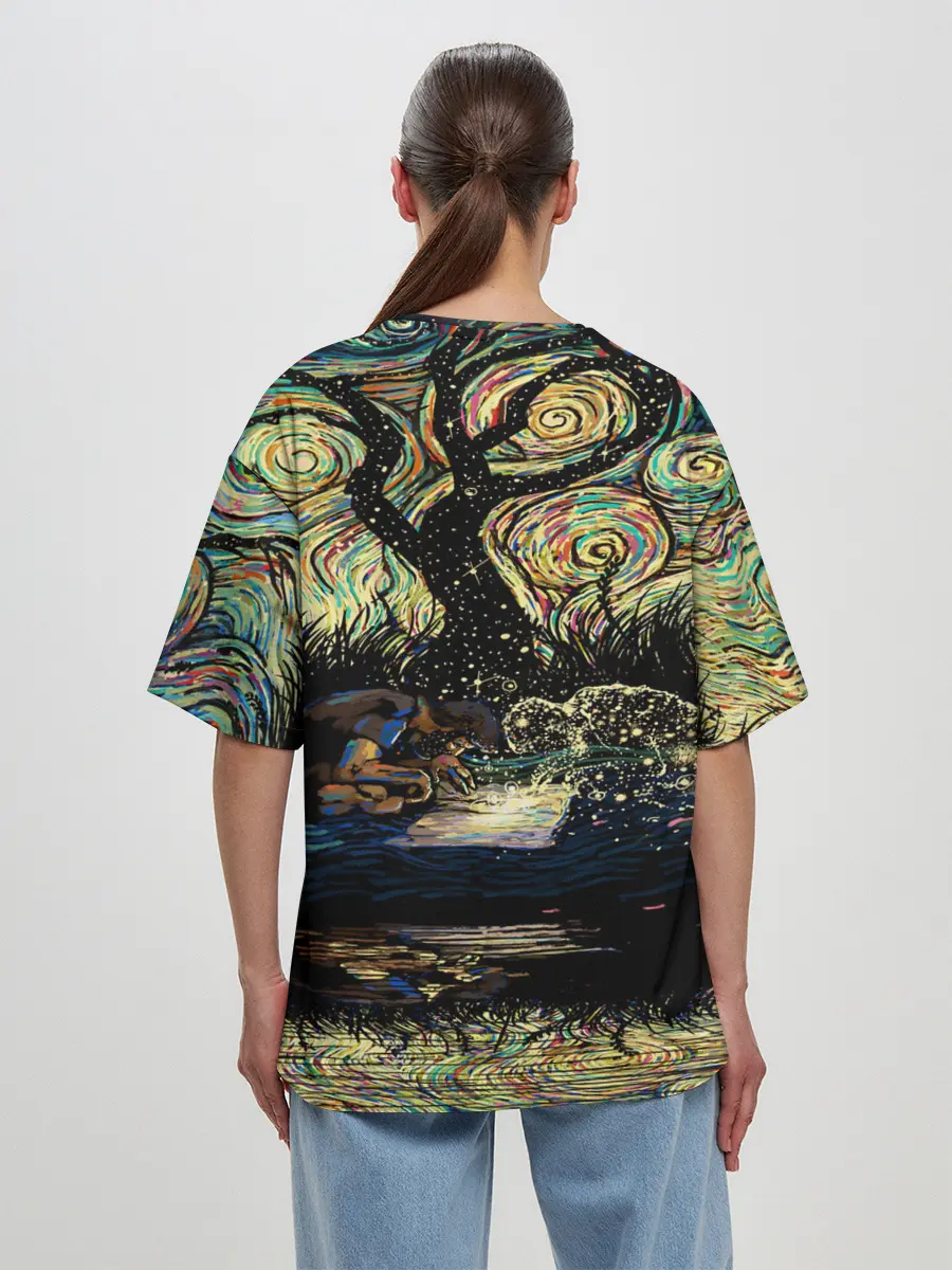 Женская футболка оверсайз / НОЧЬ В ЛЕСУ