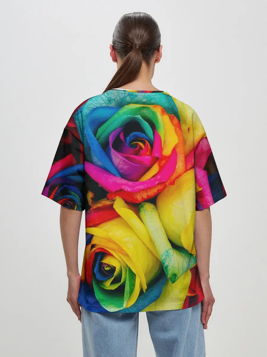 Женская футболка оверсайз / Разноцветные розы