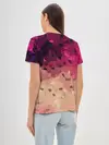 Женская базовая футболка / Бежево-малиновый абстрактный