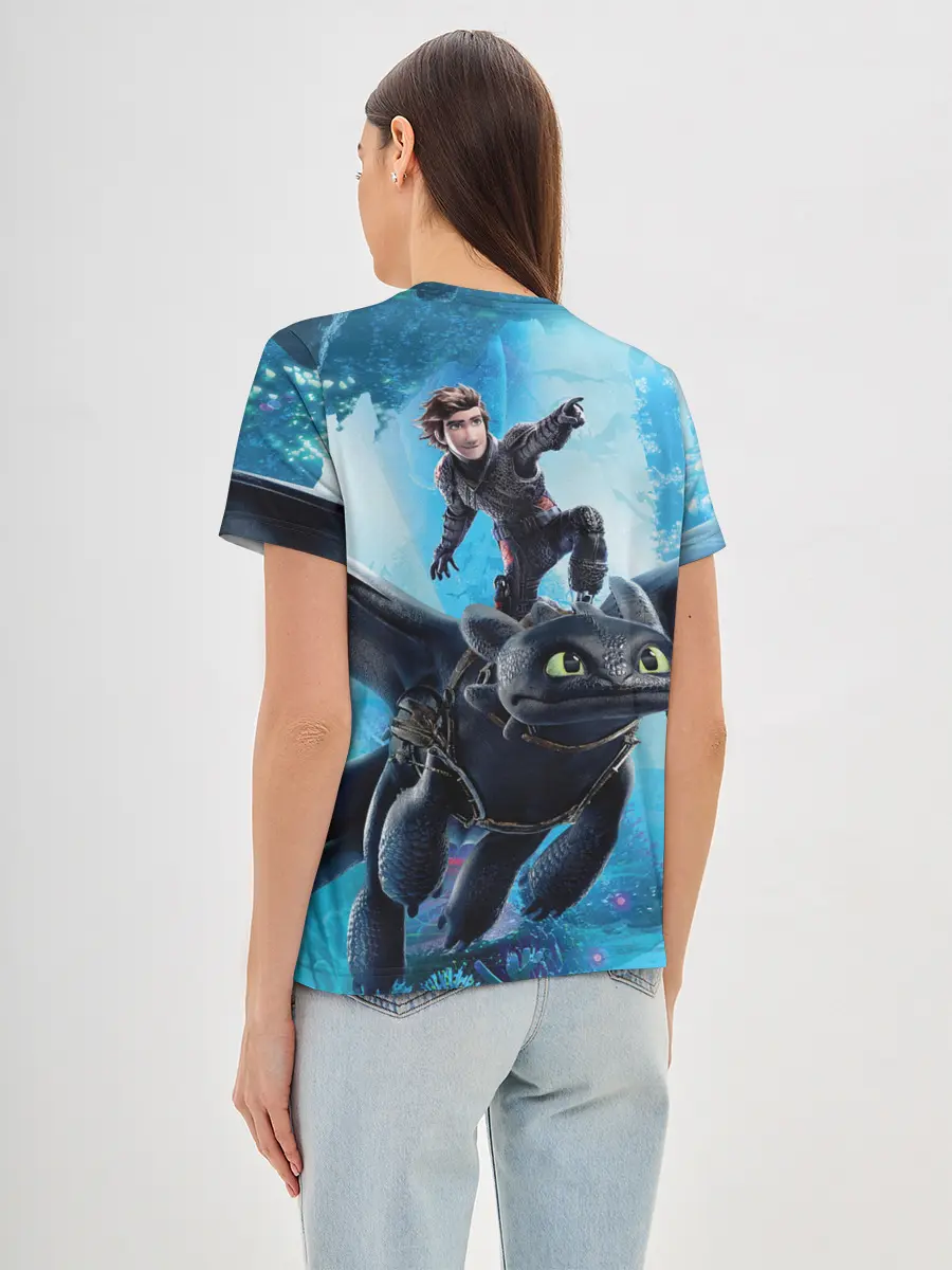 Женская базовая футболка / Как приручить дракона 3