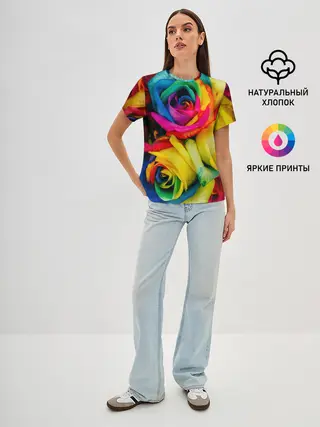 Женская базовая футболка / Разноцветные розы