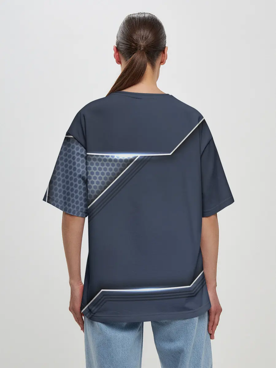 Женская футболка оверсайз / Металлическая 3D основа