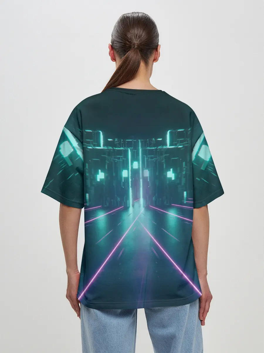 Женская футболка оверсайз / OutRun