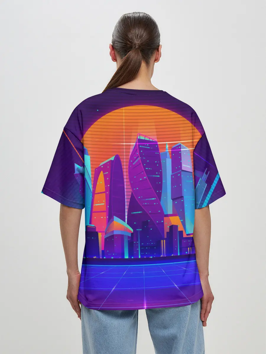Женская футболка оверсайз / НЕОНОВЫЙ ГОРОД