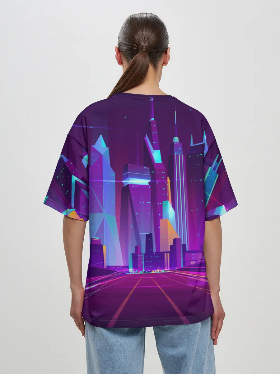 Женская футболка оверсайз / НЕОНОВЫЙ ГОРОД