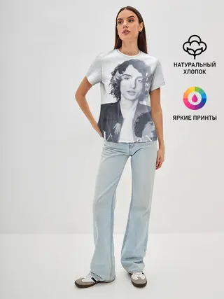 Женская базовая футболка / Финн Вулфард