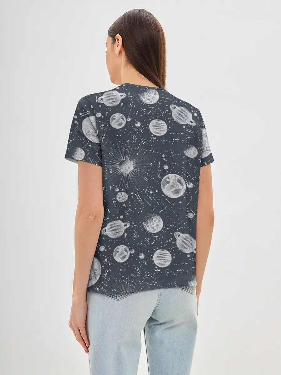 Женская базовая футболка / Звезды, планеты и созвездия
