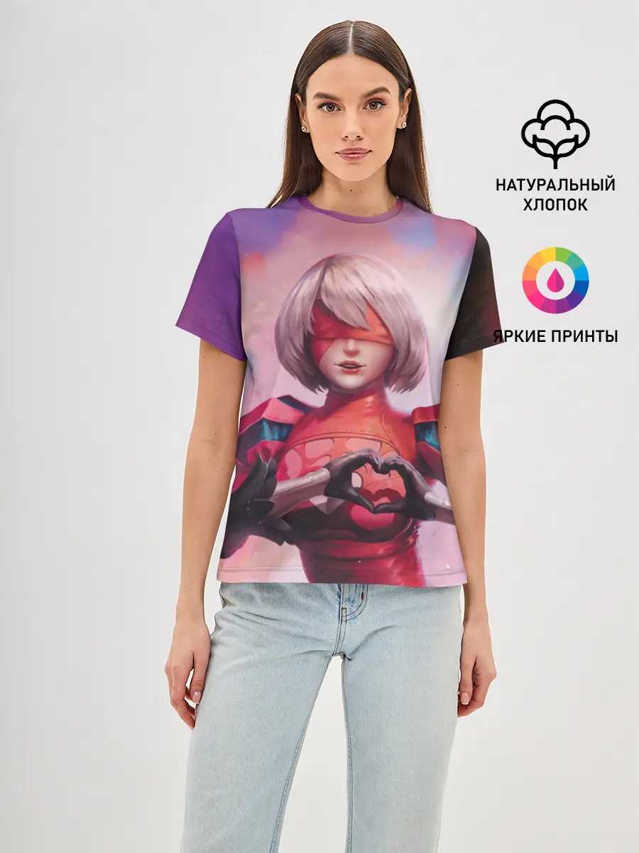 Женская базовая футболка / NieR