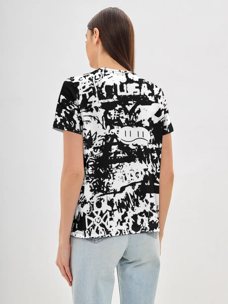 Женская базовая футболка / Graffiti