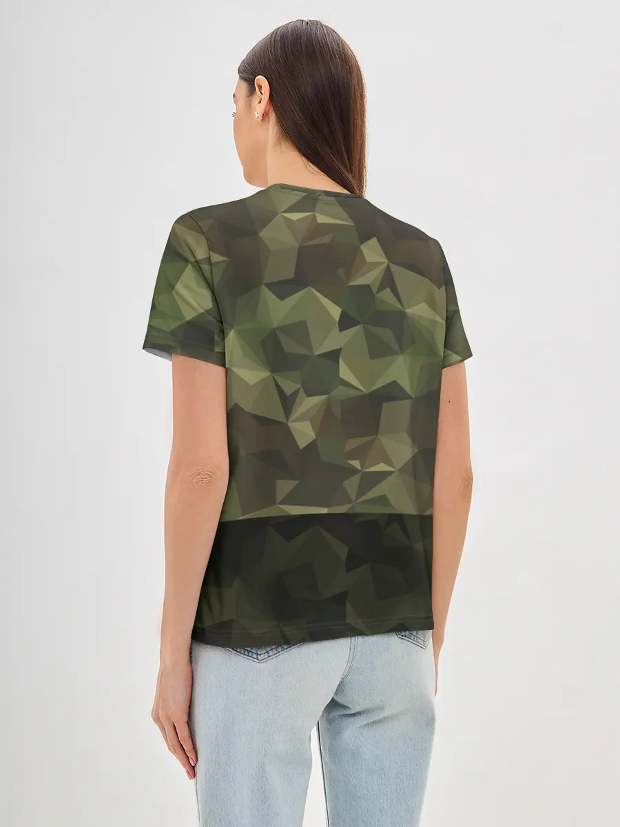 Женская базовая футболка / Дикий доберман