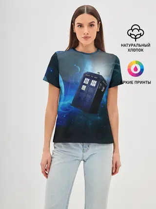 Женская базовая футболка / ТАРДИС
