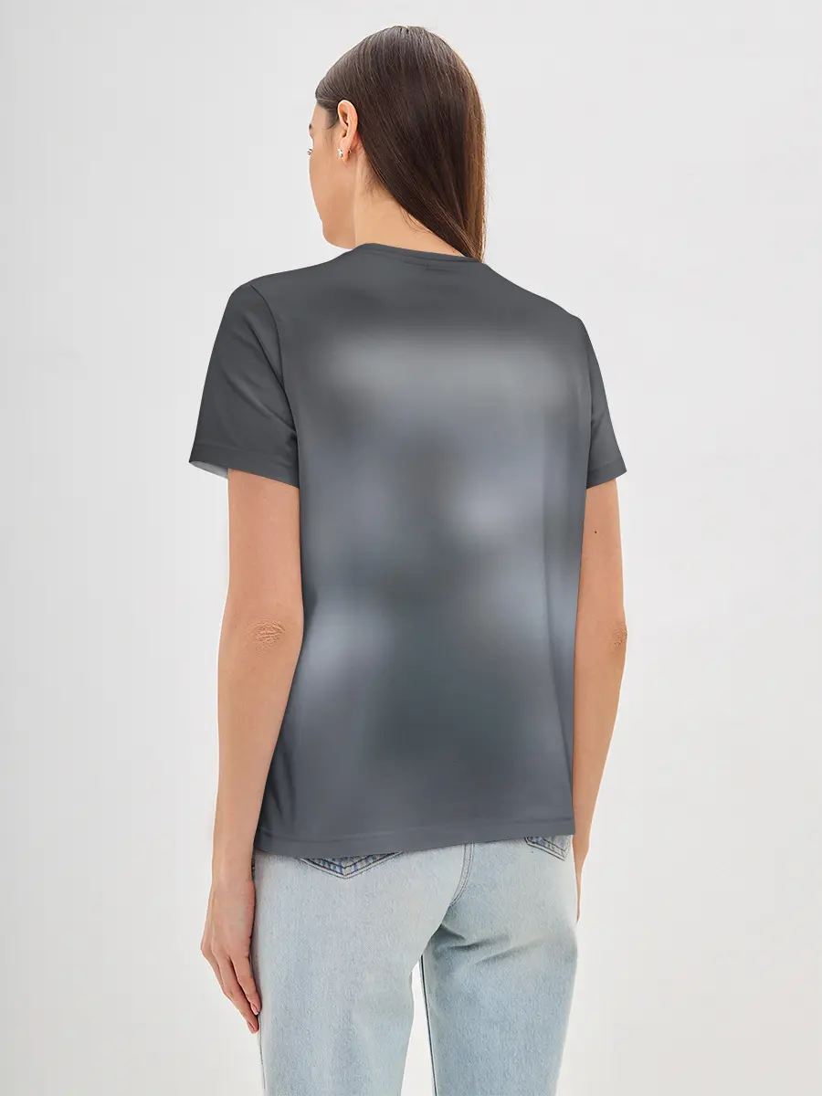 Женская базовая футболка / Metro Exodus Аниме