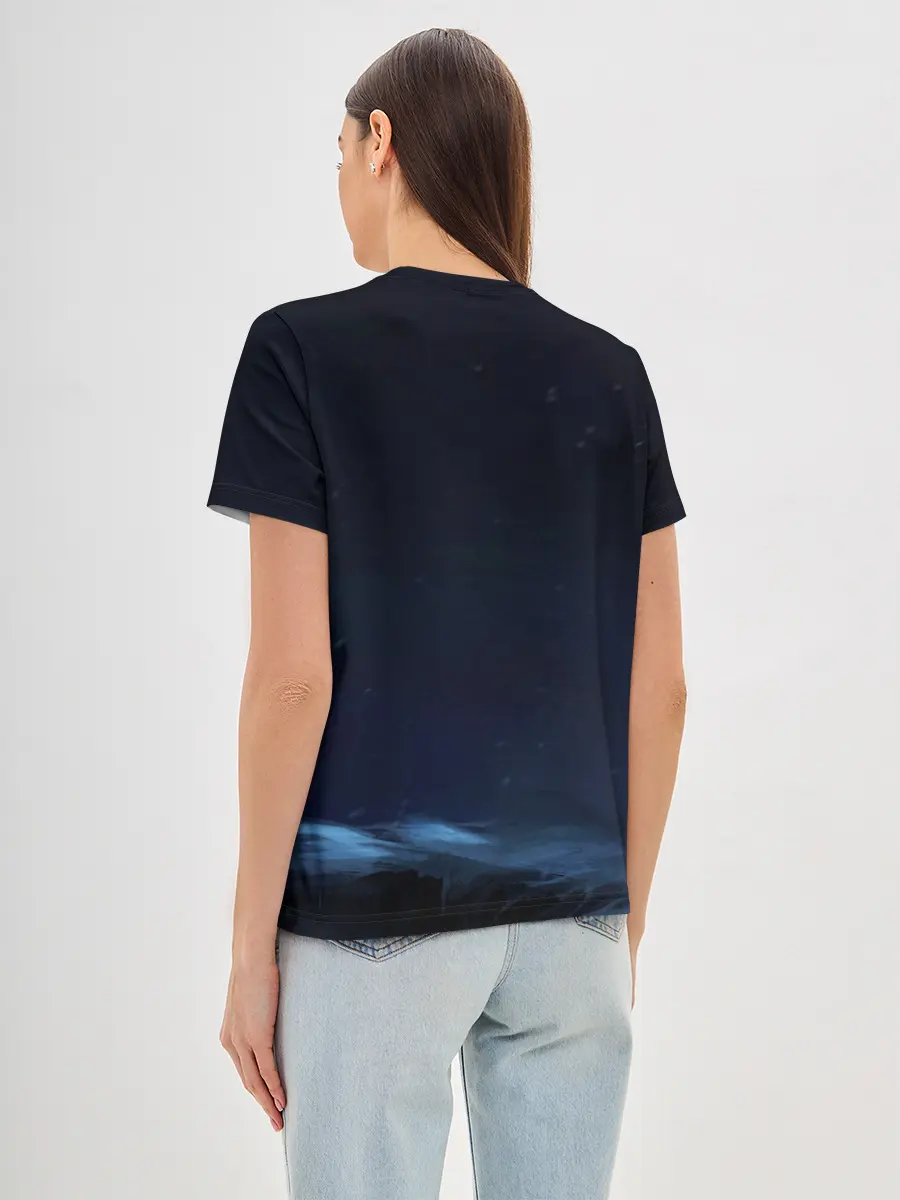 Женская базовая футболка / Зимний волк