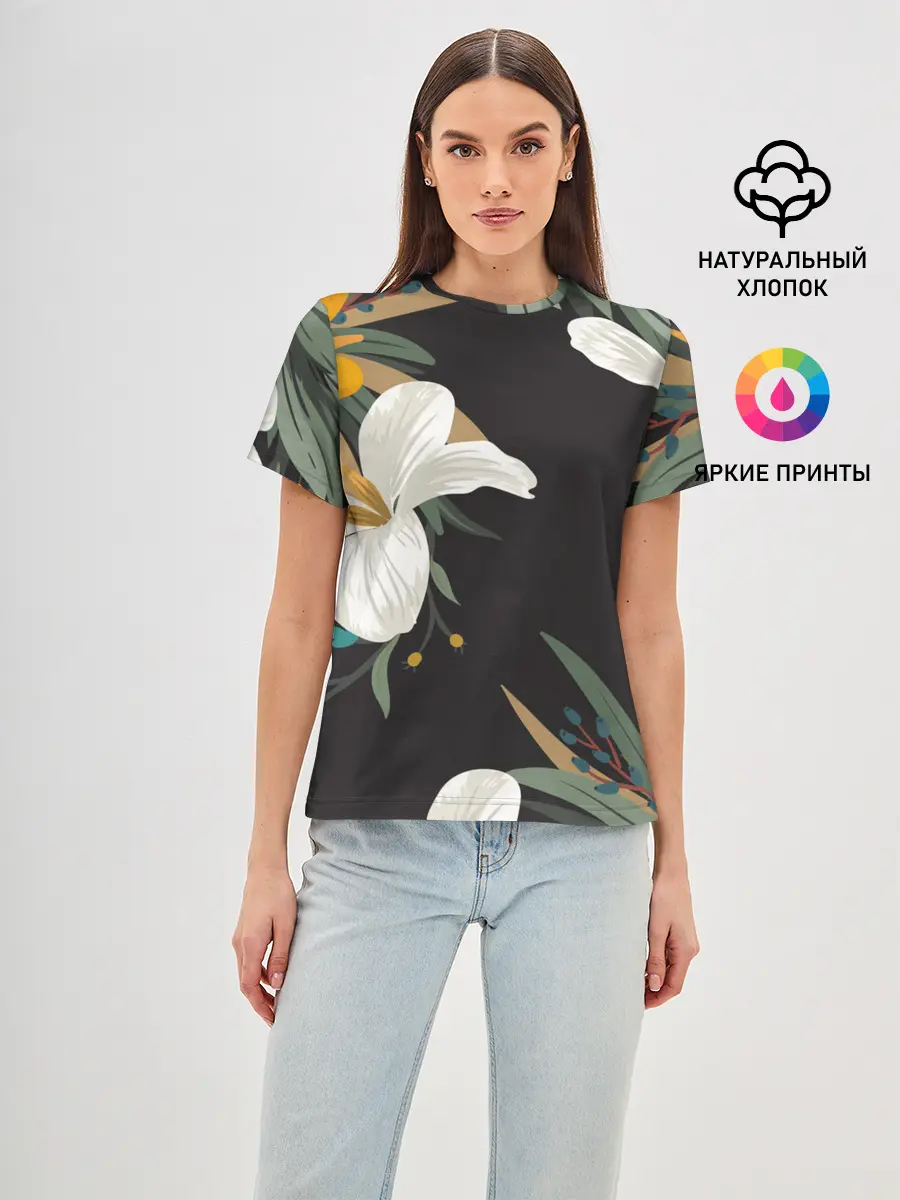 Женская базовая футболка / Цветочный арт