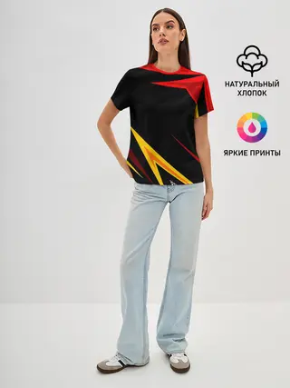 Женская базовая футболка / Уникальные линии