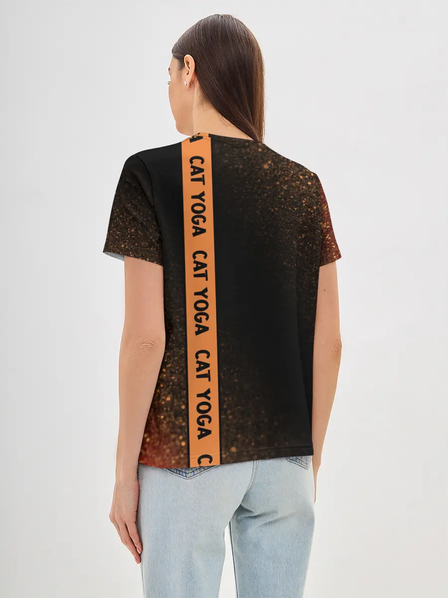 Женская базовая футболка / Йога Кошка - Шум