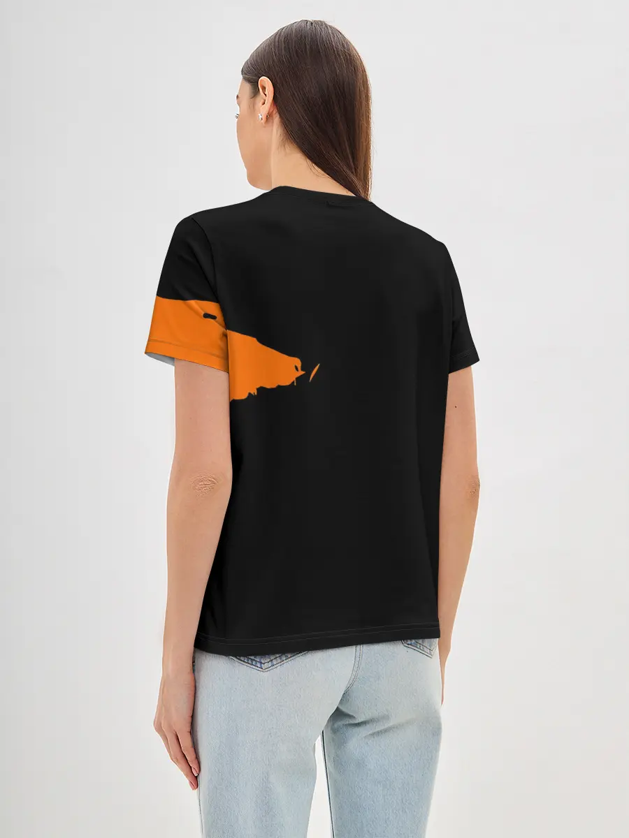 Женская базовая футболка / Сайтама образ в силуэте One Punch-Man