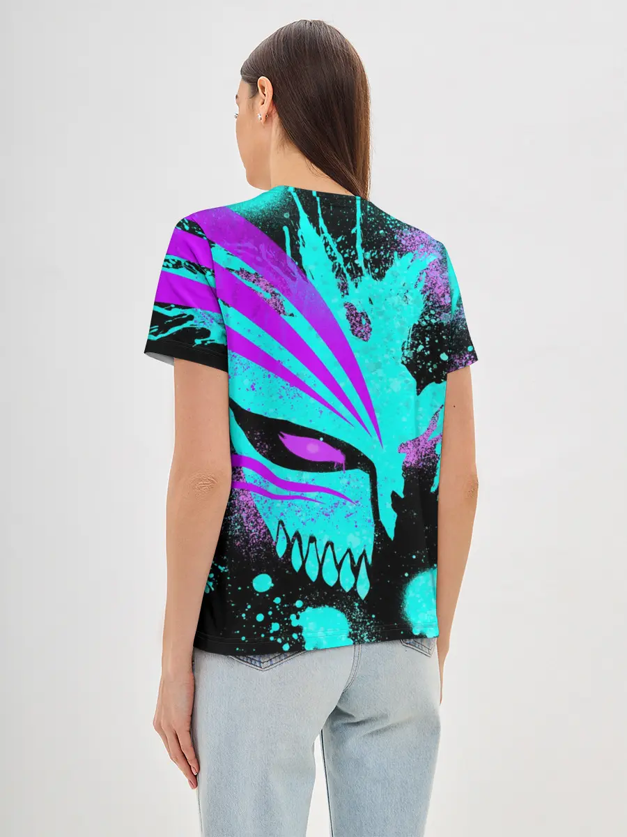 Женская базовая футболка / БЛИЧ МАСКА ПУСТОГО НЕОН