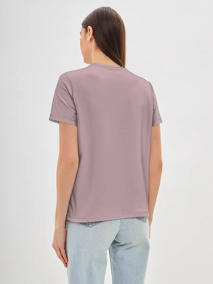 Женская базовая футболка / No drama llama