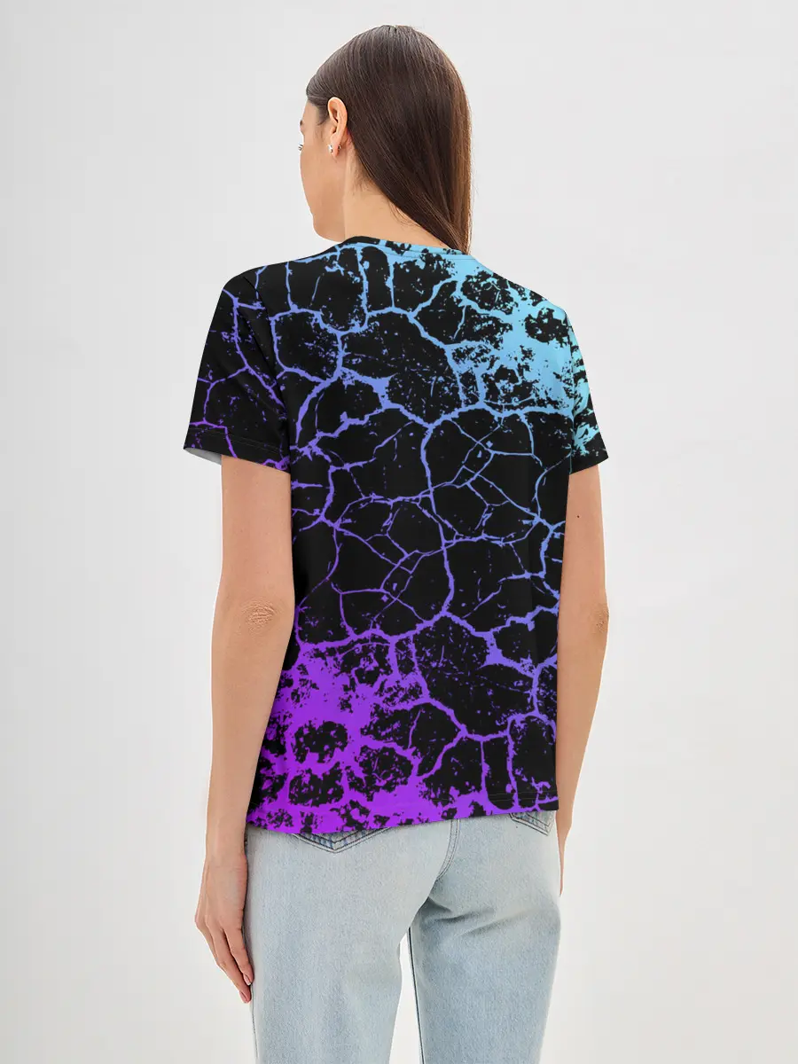 Женская базовая футболка / Friday Night Funkin