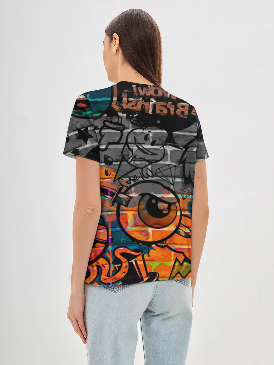 Женская базовая футболка / Anime Girl with Graffiti