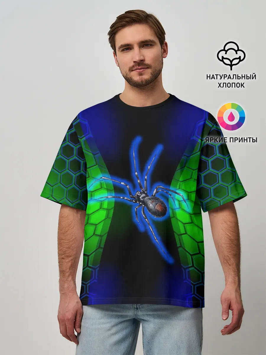 Мужская футболка оверсайз / Паук на ночной охоте