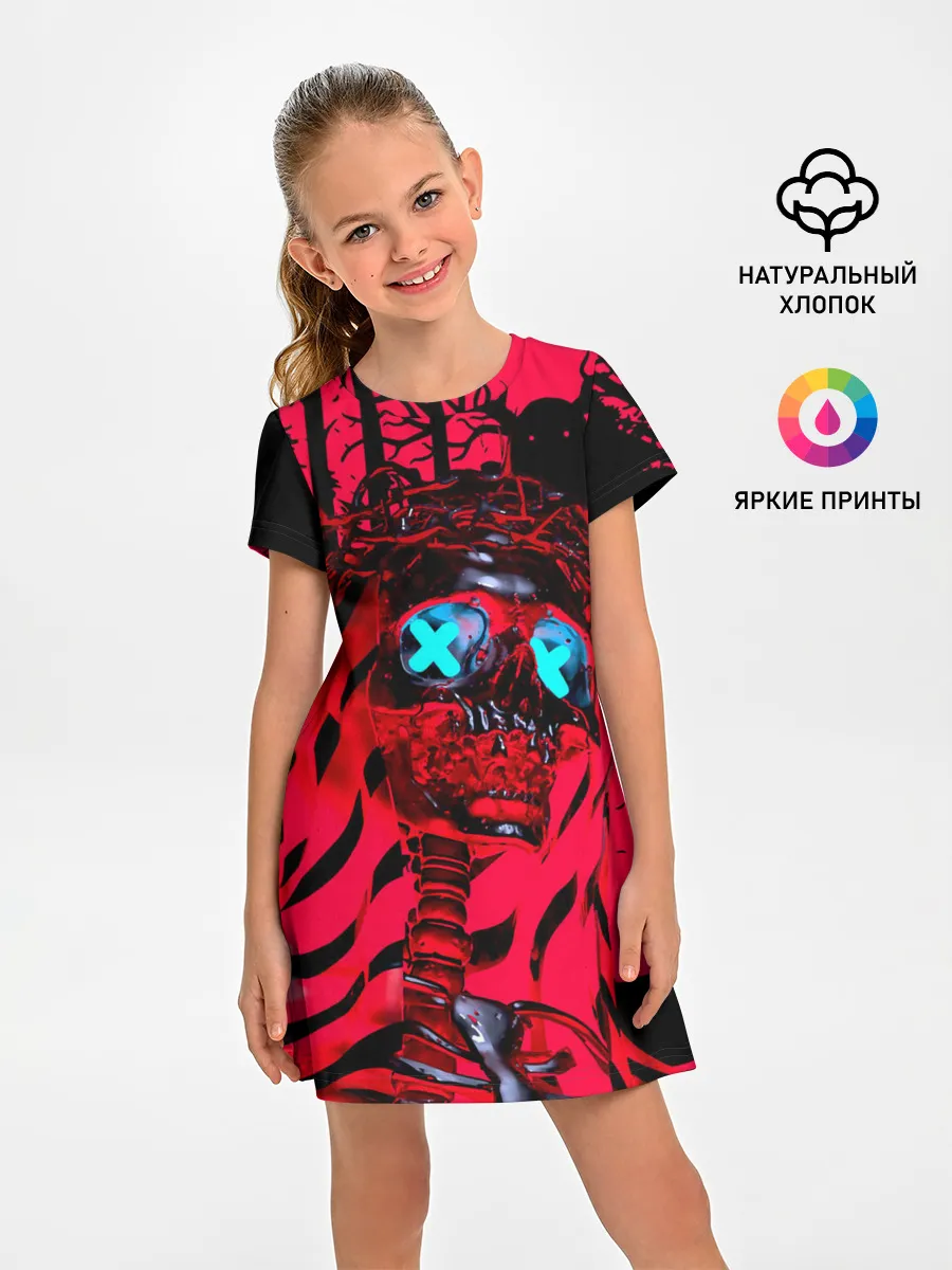 Детское платье / Красный скелет в диком лесу