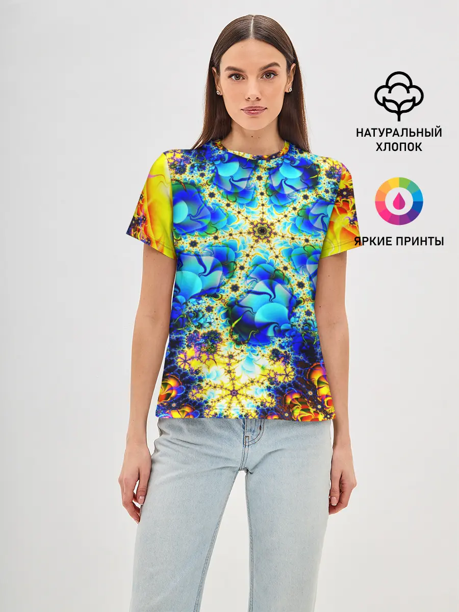 Женская базовая футболка / ИЛЛЮЗИЯ ФРАКТАЛОВ