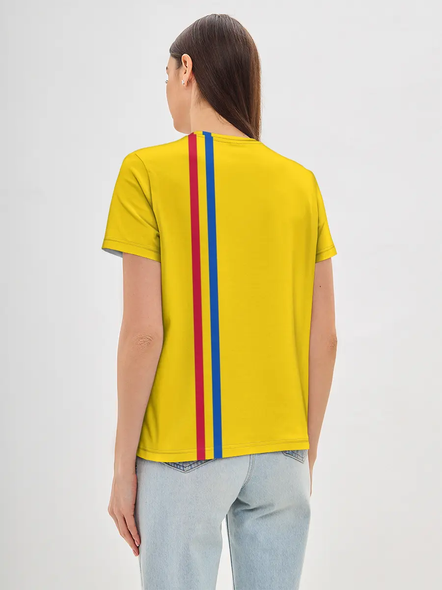 Женская базовая футболка / Молдавия, лента с гербом