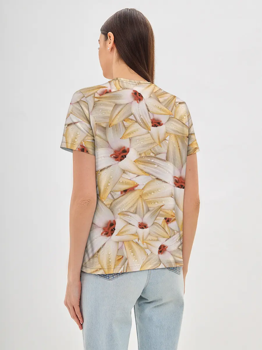 Женская базовая футболка / Яркие Цветы