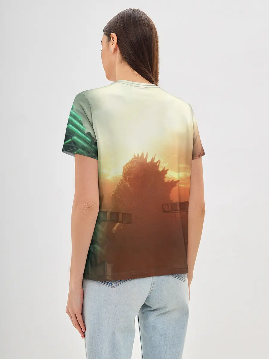 Женская базовая футболка / ГОДЗИЛЛА РАЗРУШАЕТ ГОРОД