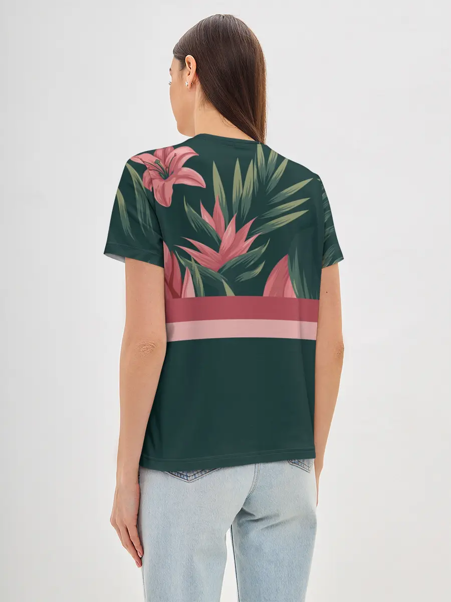 Женская базовая футболка / Лилии