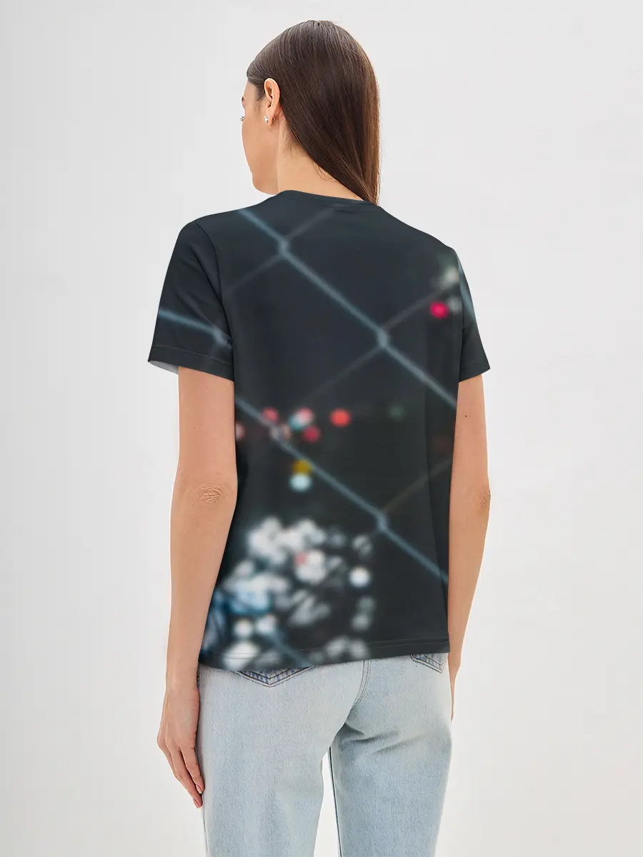 Женская базовая футболка / Танджиро Камадо