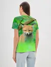 Женская базовая футболка / Лисенок в зеленом лесу