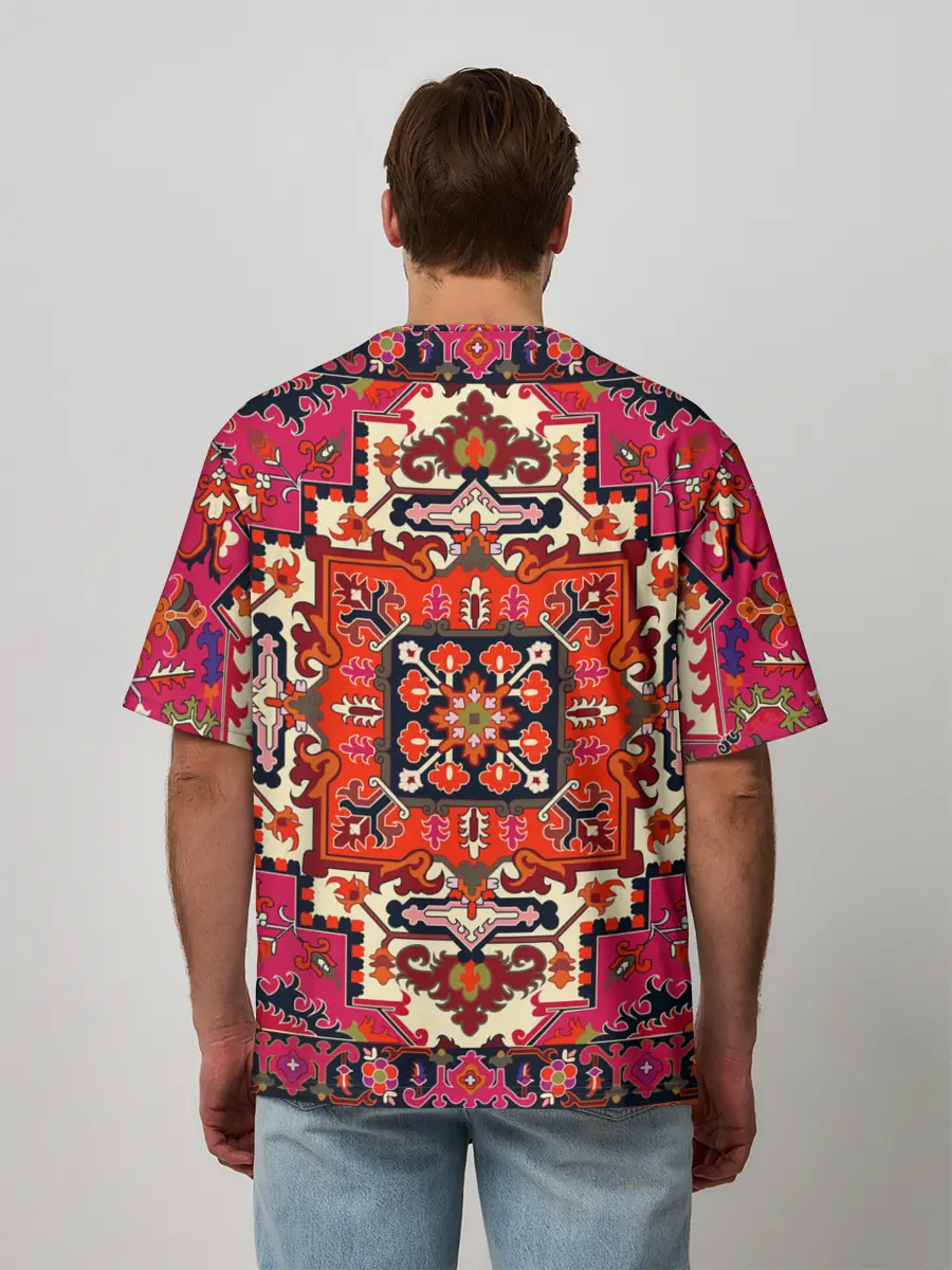 Мужская футболка оверсайз / Бордовый ковер