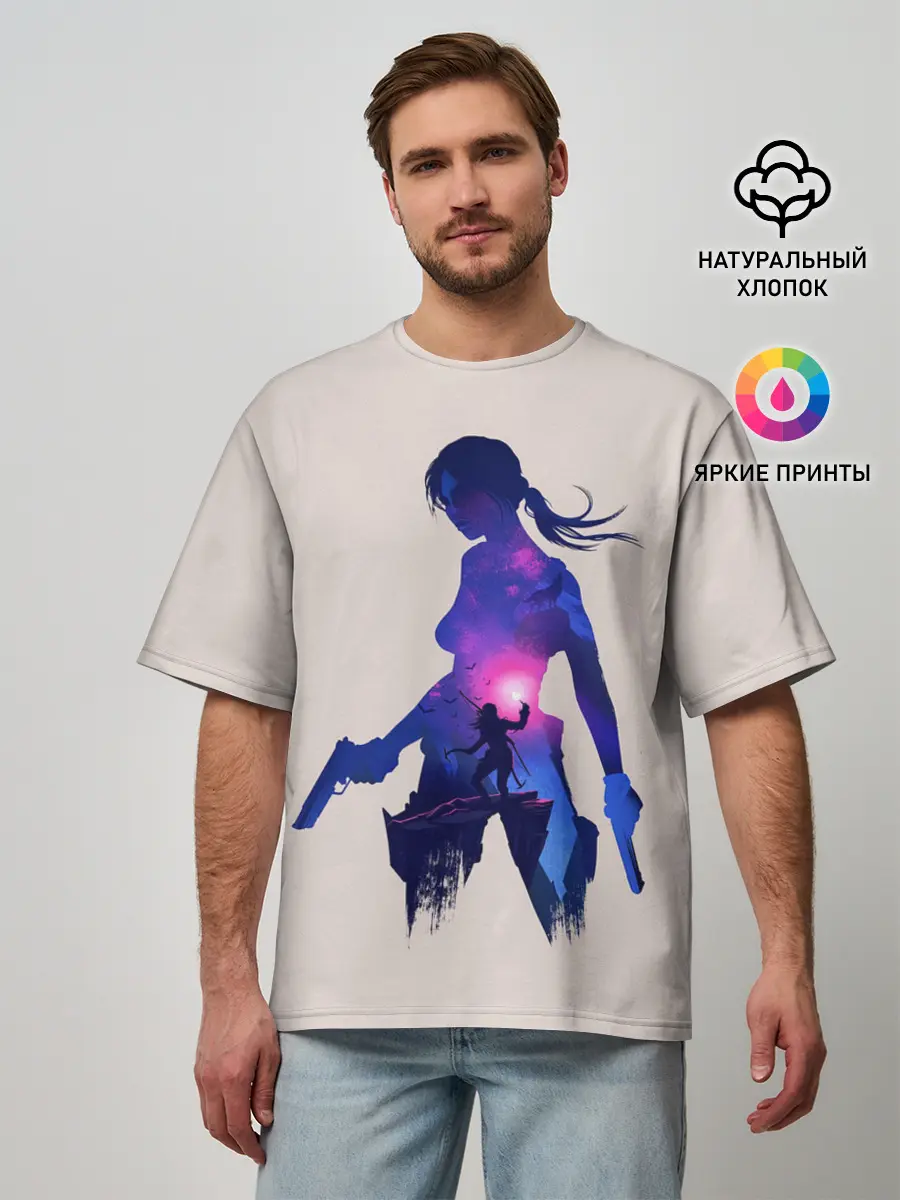 Мужская футболка оверсайз / Лара с оружием