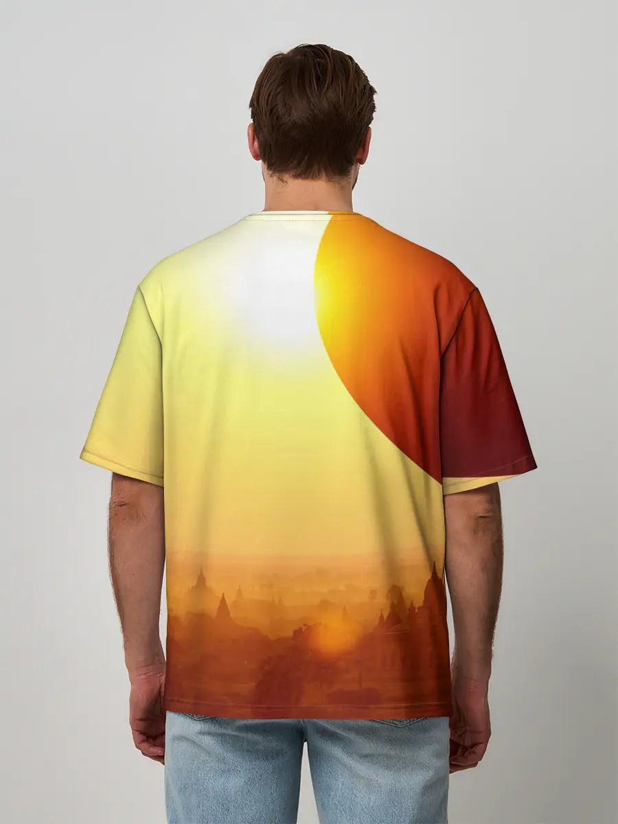 Мужская футболка оверсайз / Город в пустыне