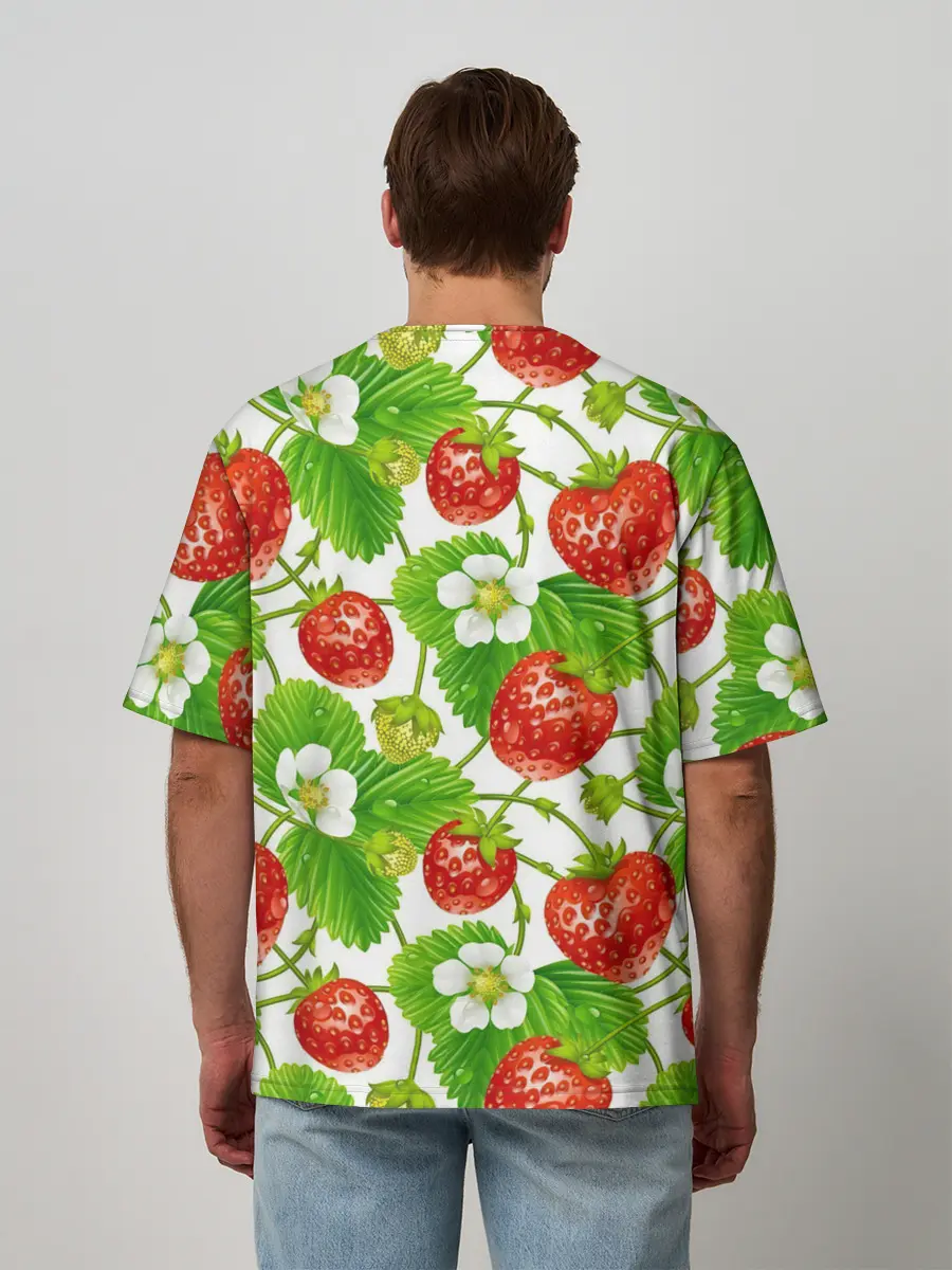 Мужская футболка оверсайз / Земляника