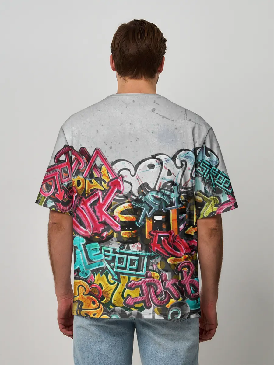 Мужская футболка оверсайз / Graffiti on the wall