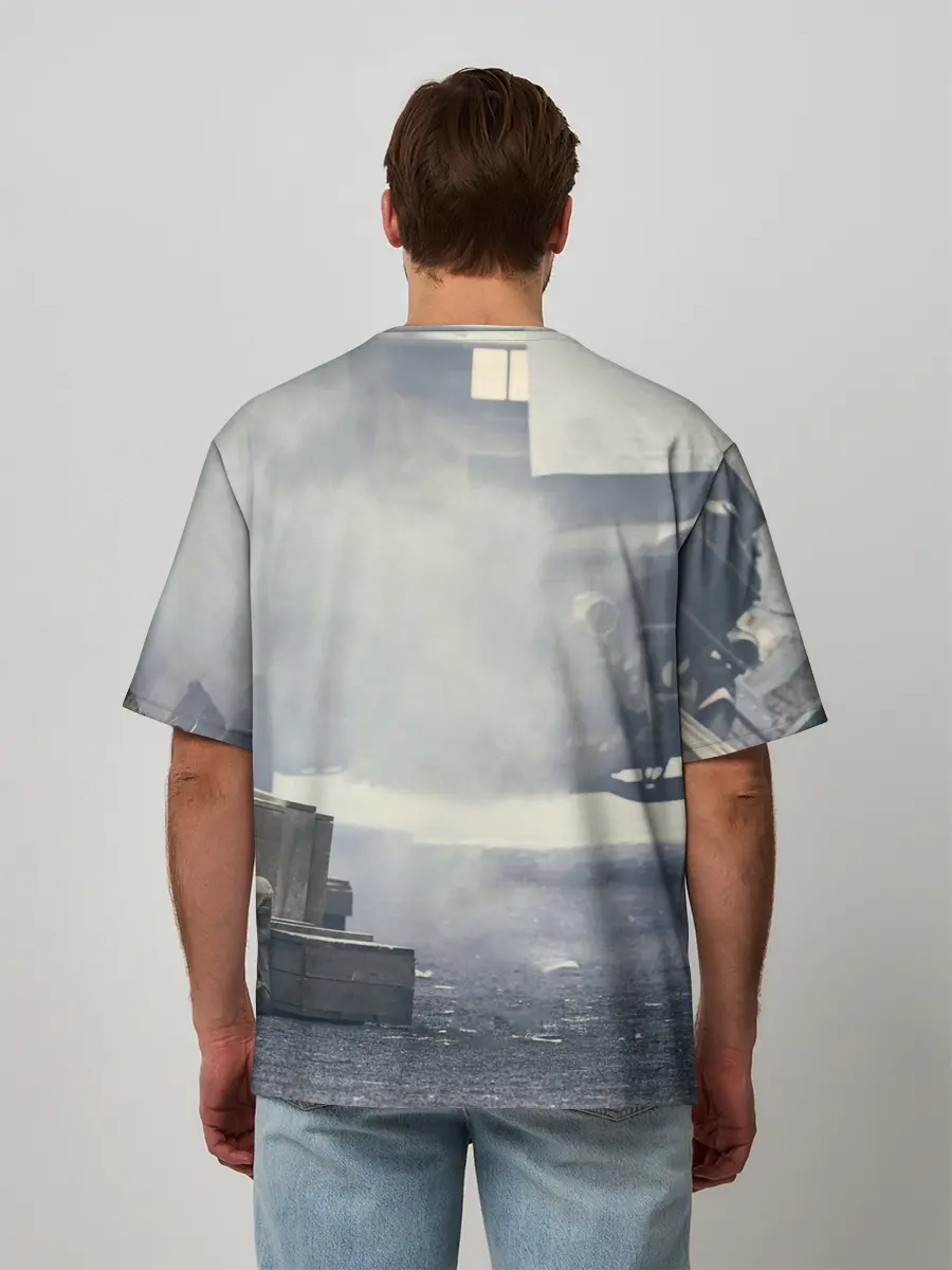 Мужская футболка оверсайз / Острые козырьки