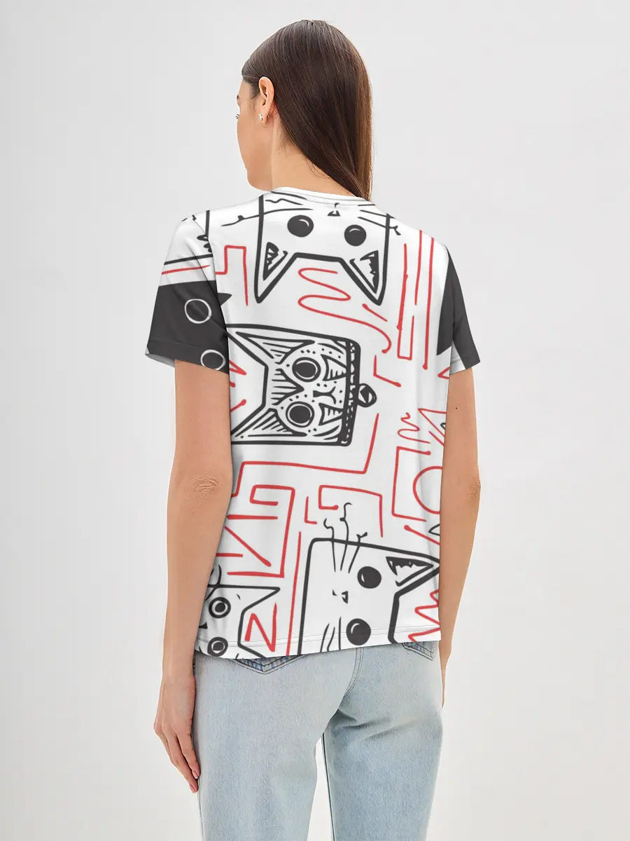 Женская базовая футболка / Cats