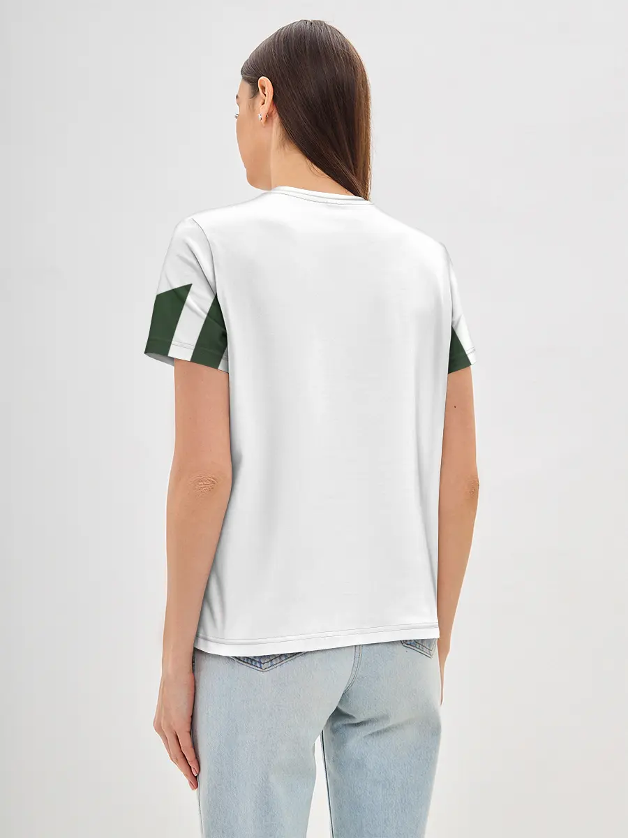 Женская базовая футболка / keep going dream