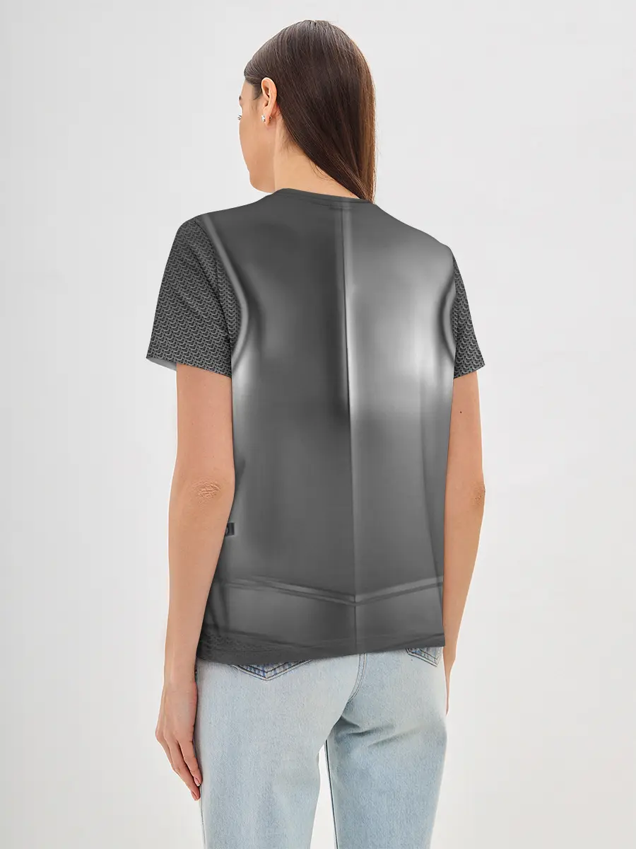 Женская базовая футболка / Доспехи рыцаря