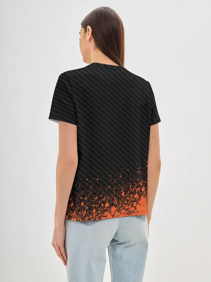 Женская базовая футболка / Cyberpunk 2077