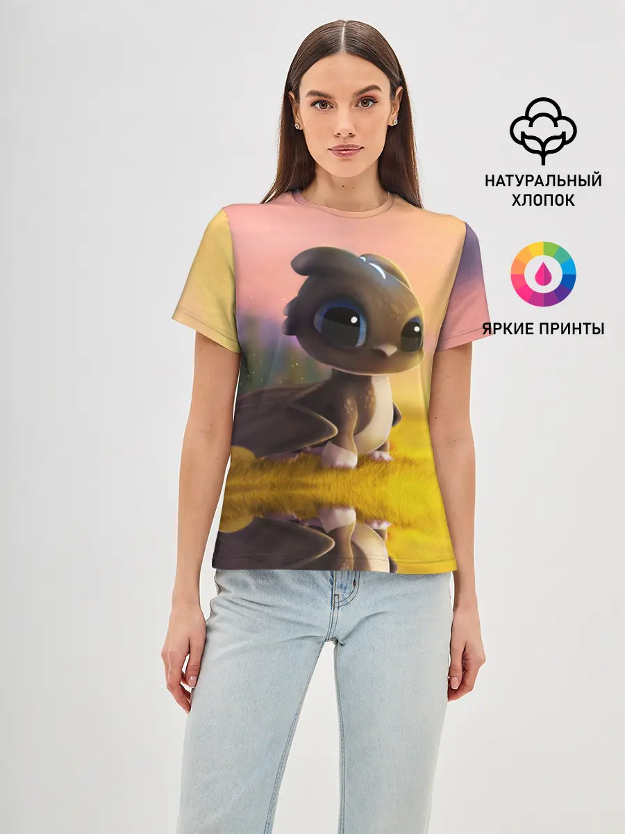 Женская базовая футболка / Дракончик на берегу озера