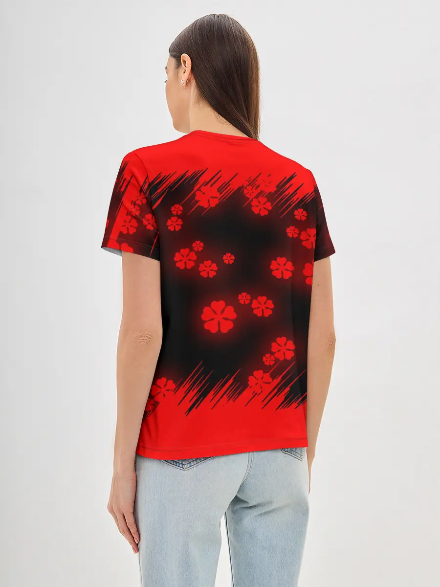 Женская базовая футболка / Чёрный клевер: Освещение