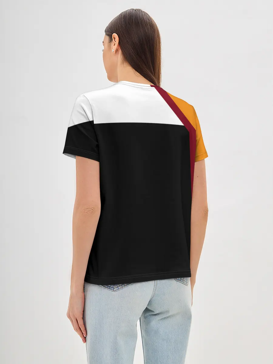 Женская базовая футболка / Старшая школа Карасуно Haikyu!!