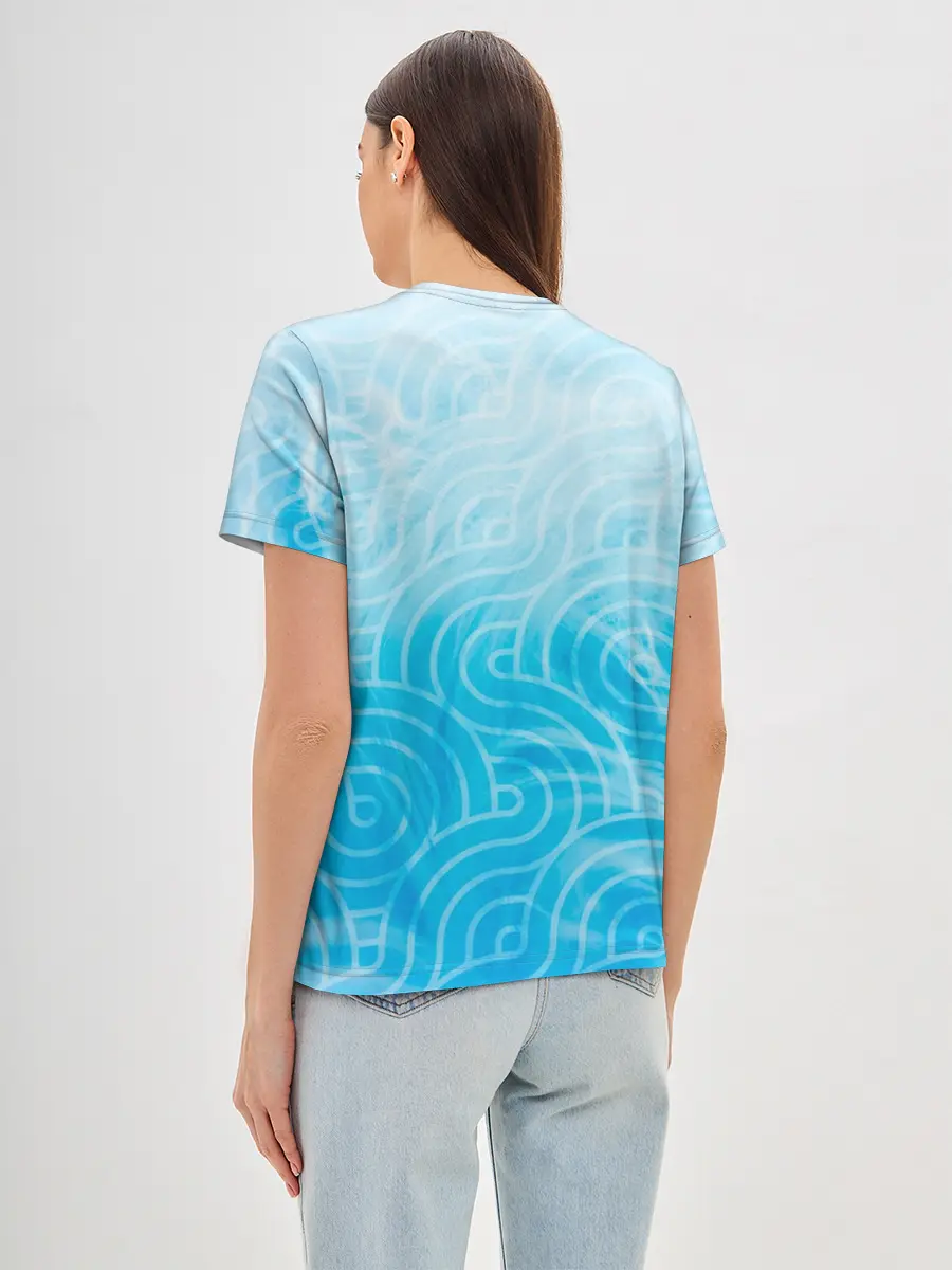 Женская базовая футболка / Два дельфина